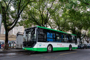 温州公交ZK6106CHEVPG1 担当B702路 新城站.png