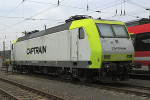 J23 698 Bf Leipzig Hbf, 145 095.jpg