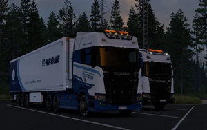 在E4高速服务区（林雪平和南泰利耶之间）休息的斯堪尼亚 (1).png