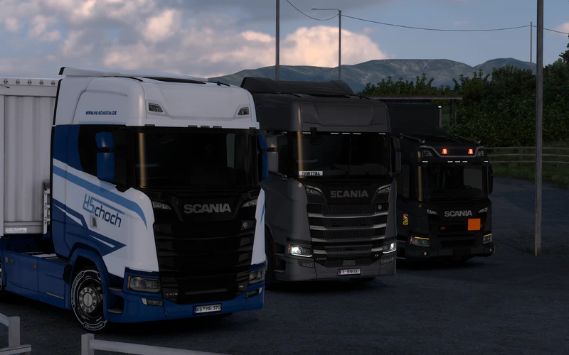 文件:斯堪尼亚们停靠在波尚厄尔峡湾的停车点 (4).png