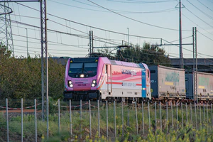 E.494 558驰骋在Tirrenica线上.jpg