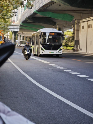 S0P-0205 申沃 SWB6108BEV32.jpg