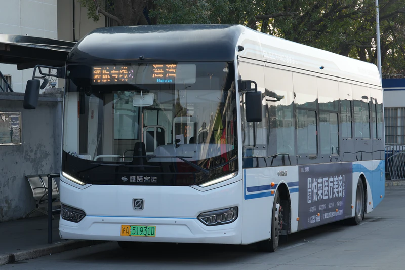 文件:SWB6109EV14G（iEV10）申沃 奉贤客运.jpg