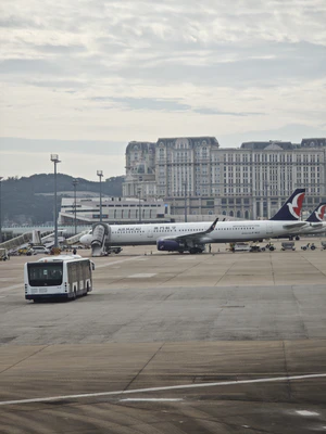 澳门航空飞机.jpg