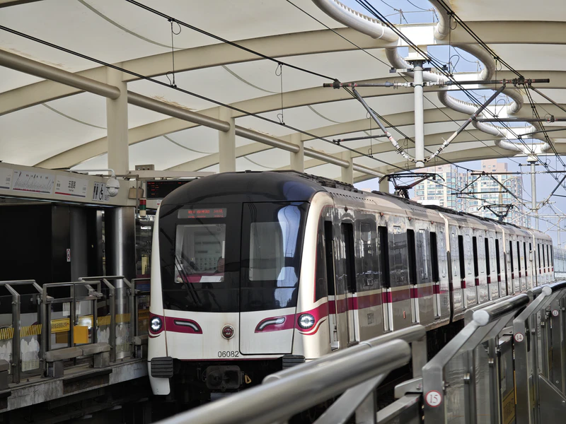 文件:06082 港城路→高青路.jpg