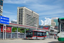 02月27日 宇通 ZK6106BEVG12E (E10)