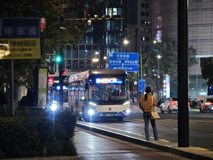 S0U-164 申沃 SWB6109BEV98G(iEV10).jpg