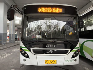 SWB6128V8 （沃尔沃）正面.jpg