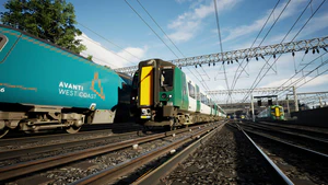 Class 350-尤斯顿出站.jpg