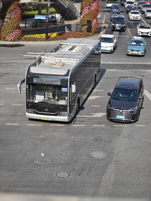 Z0A-0043 宇通 ZK6106BEVG1(E10)(1).jpg