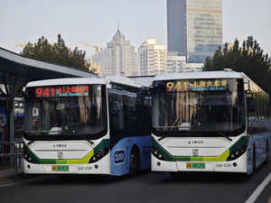 S2W-0298&S2W-0299(2) 申沃 SWB6128BEV22.jpg