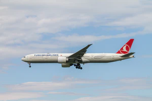 土耳其航空B777-300ER.jpg