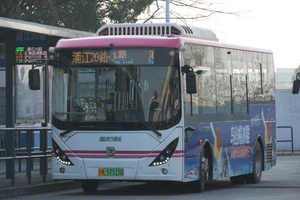 SWB6868EV08G（象牌）闵行客运.jpg