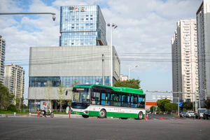 温州公交XMQ6850DGBEVL01 担当B113路.jpg