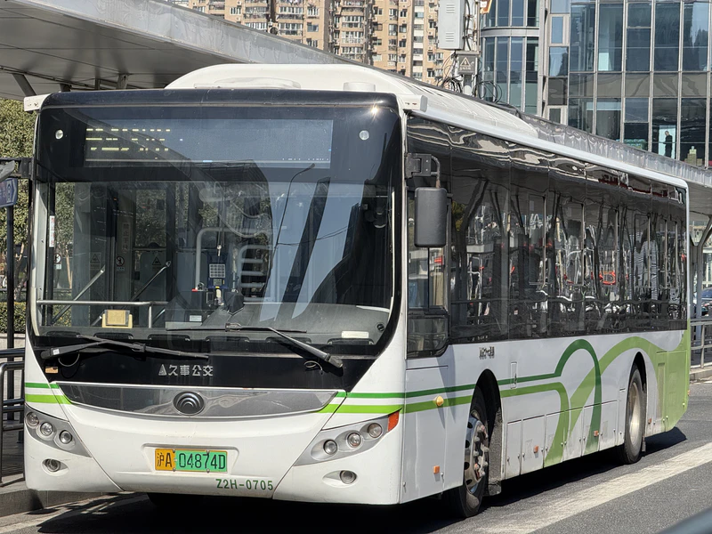 文件:ZK6125BEVG27(E12) 宇通.jpg