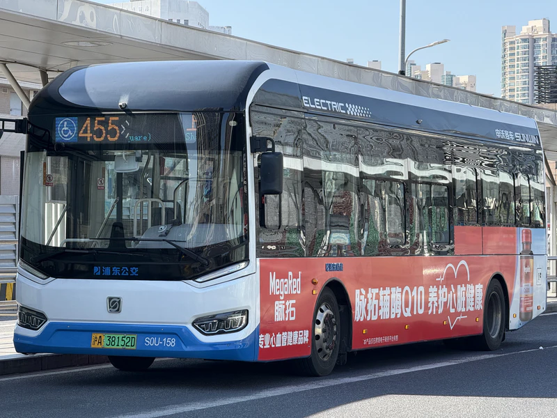 文件:SWB6109BEVG(iEV10) 申沃.jpg