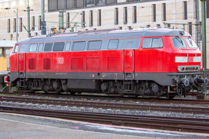 停靠在汉诺威中央火车站的DB BR 218.jpg