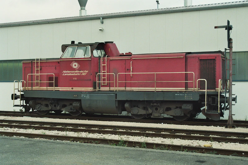 文件:HzL V 122 29.08.2000 in Gammertingen.jpg