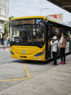 33→筷子基总站 海格（新福利） KLQ6106GHEV1 混合动力.jpg