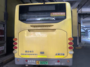 嘉定公交 SXC6110GHEV2 象牌 背部.jpg