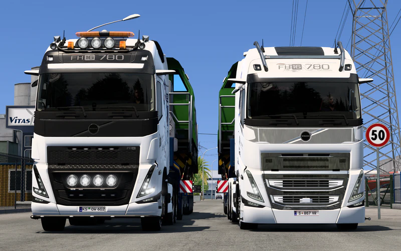文件:2辆沃尔沃FH6牵引G6 (1).png