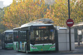 02月21日 申龙 SLK6129UBEVN1